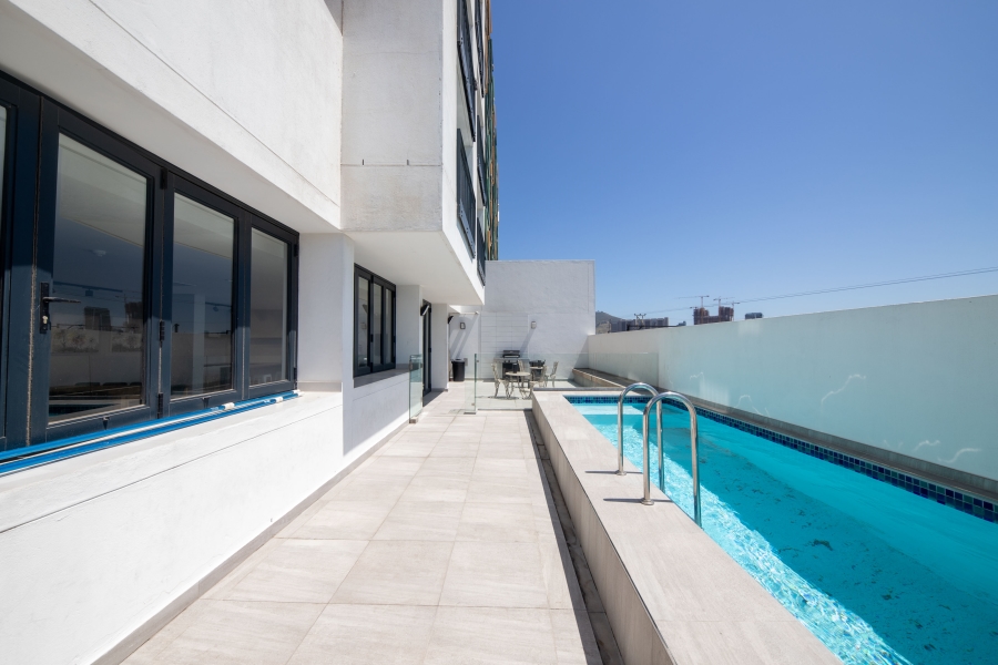 1 Bedroom Property for Sale in Woodstock Western Cape